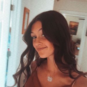 Meet your Posher, Ashlyn